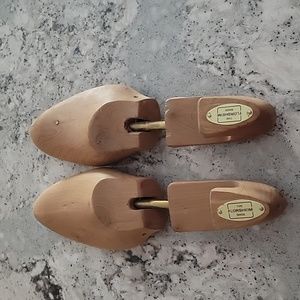 Vtg Wooden Shoe Stretchers